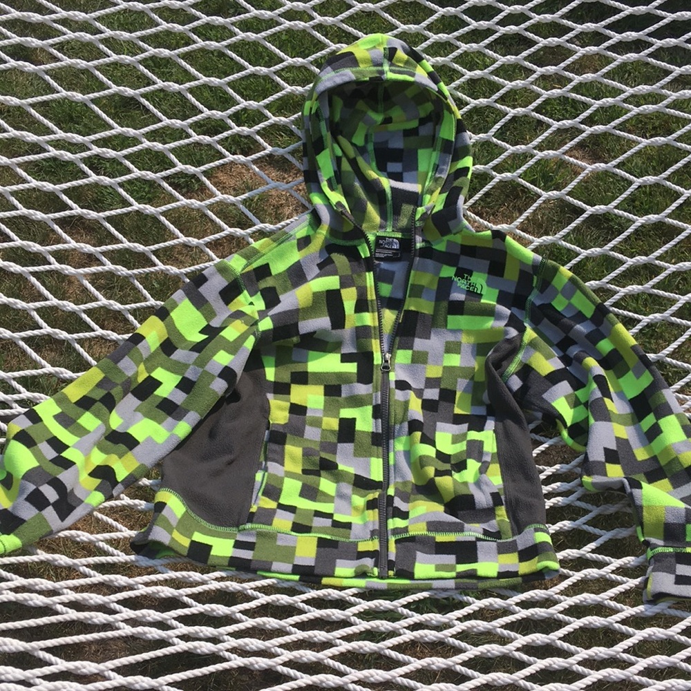 The North Face Fleece full zipper front.